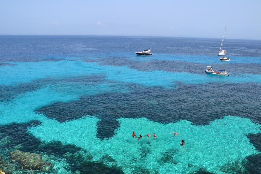 Hotel Il Portico Favignana Eksteriør billede