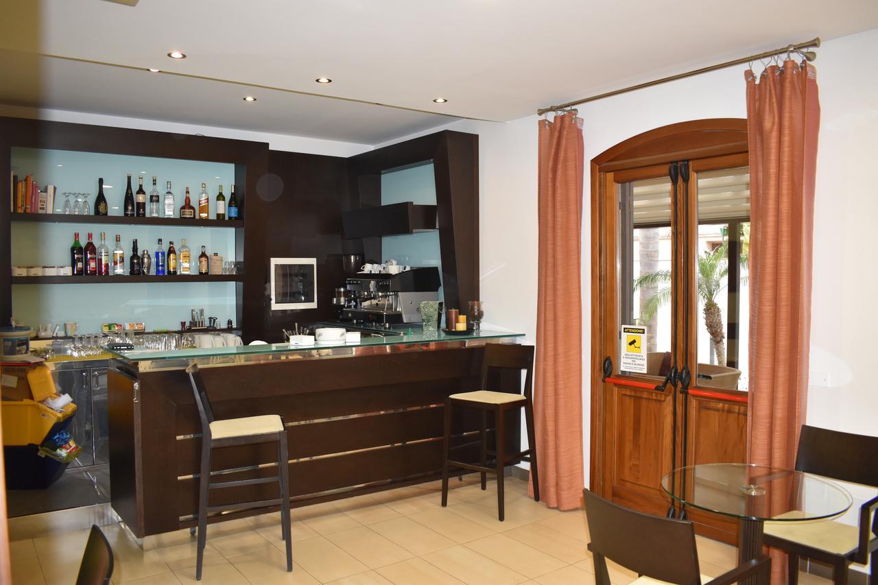 Hotel Il Portico Favignana Eksteriør billede