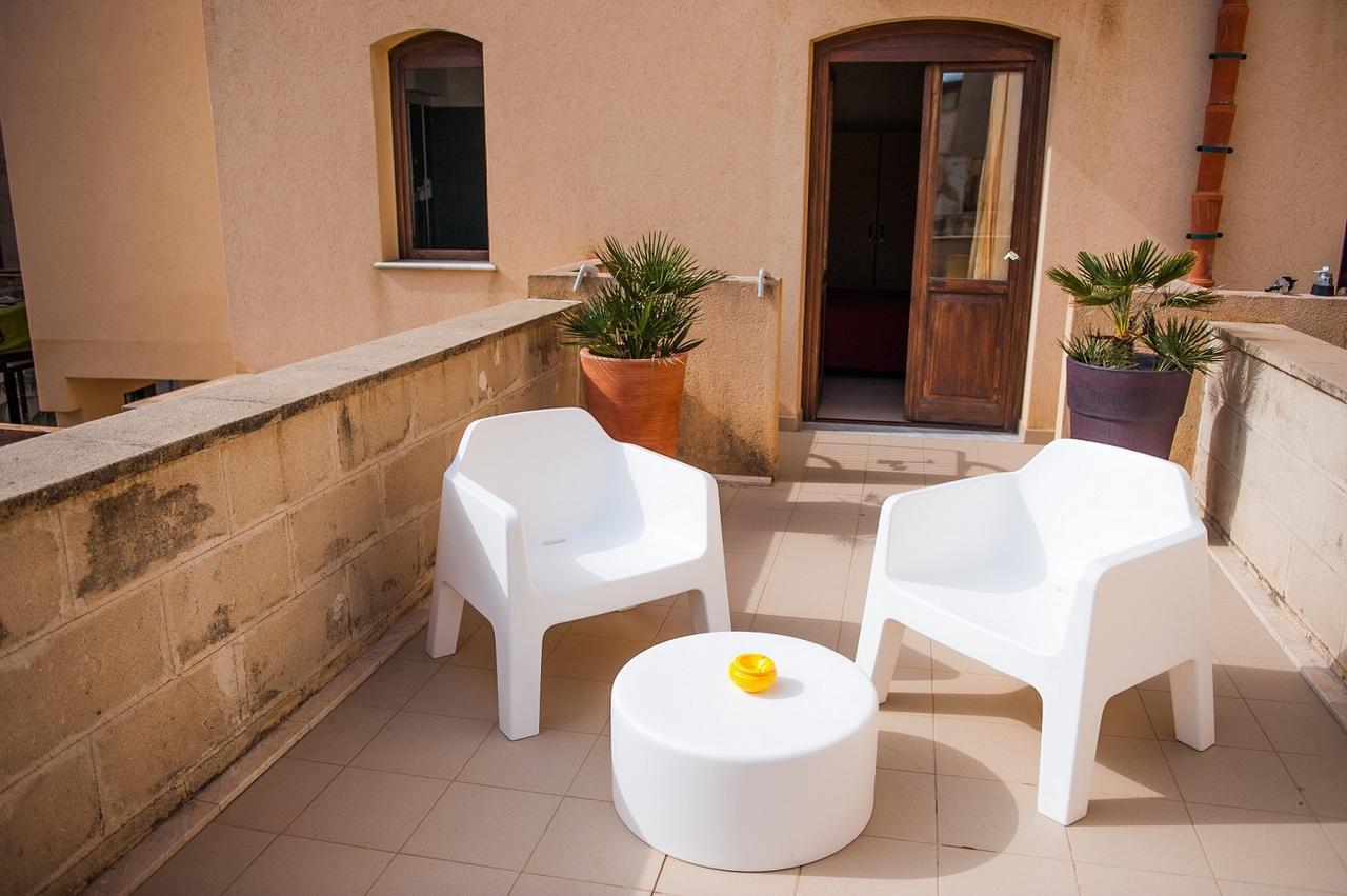 Hotel Il Portico Favignana Eksteriør billede